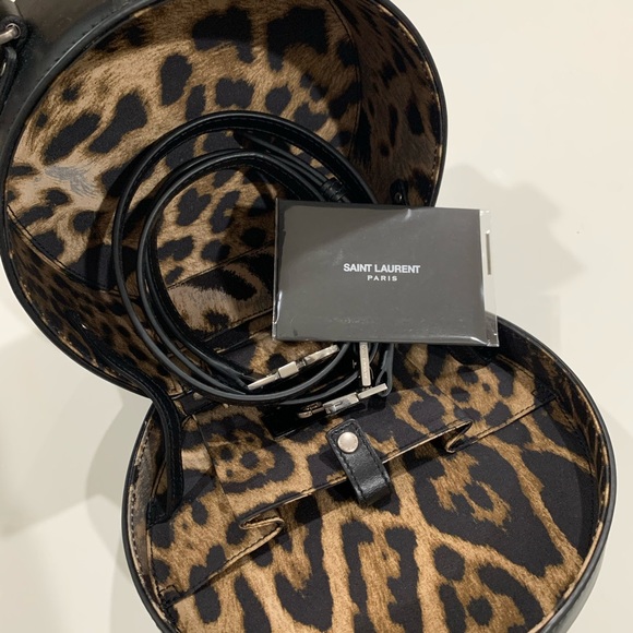 * Saint Laurent Small Leather Mica Hat Case - Picture 13 of 15